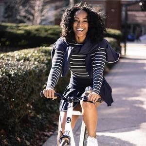 Meet your Posher, Jasmine